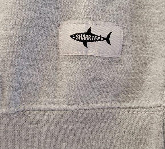 PALM BEACH FLORIDA SHARK TEE SWEATSHIRT BNWT - Picture 3 of 5